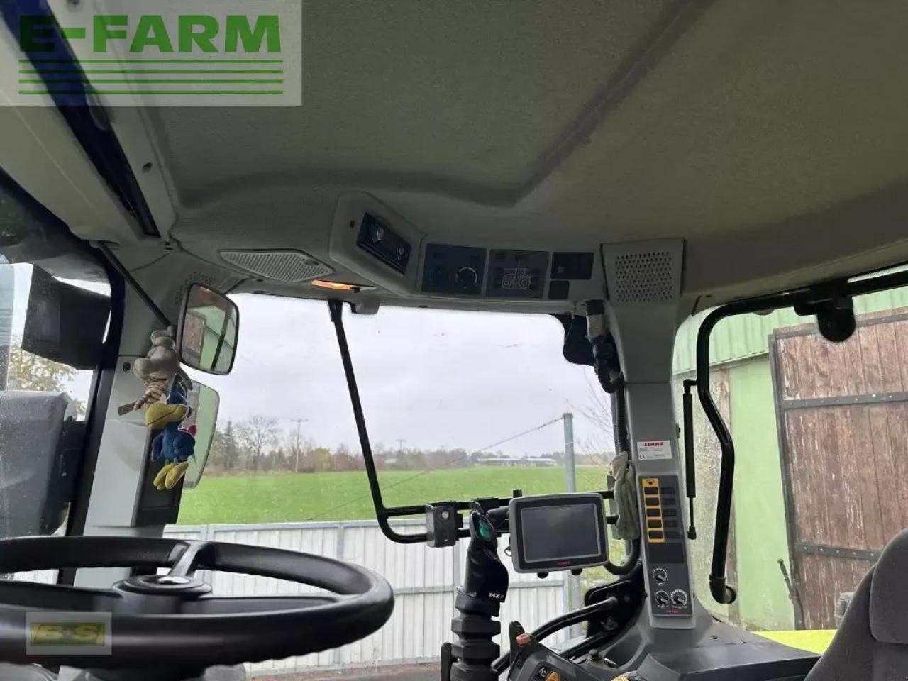 CLAAS arion 620 - Traktor: slika CLAAS arion 620 - Traktor CLAAS arion 620 - Traktor: slika CLAAS arion 620 - Traktor