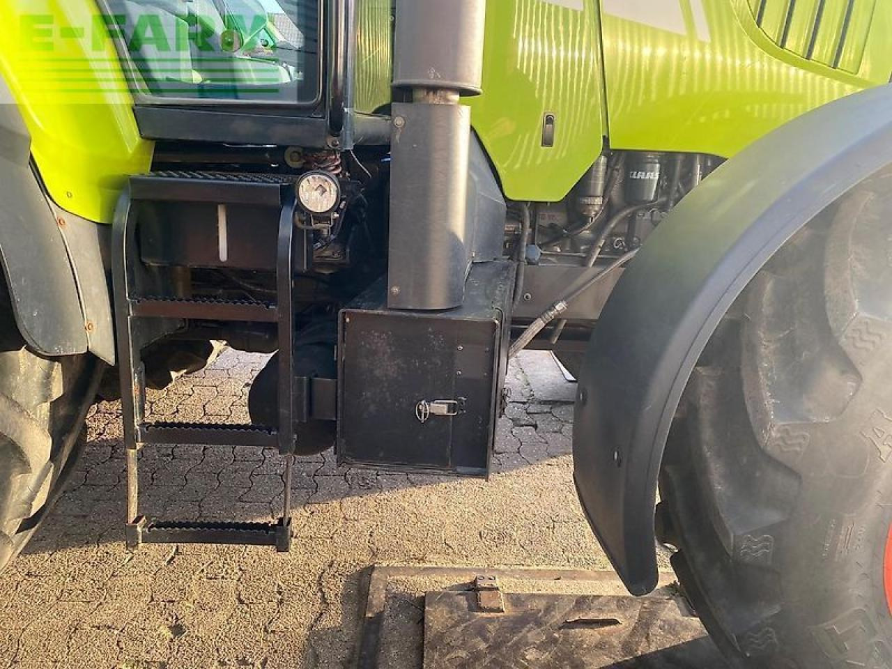CLAAS arion 620 c C - Traktor: slika CLAAS arion 620 c C - Traktor CLAAS arion 620 c C - Traktor: slika CLAAS arion 620 c C - Traktor