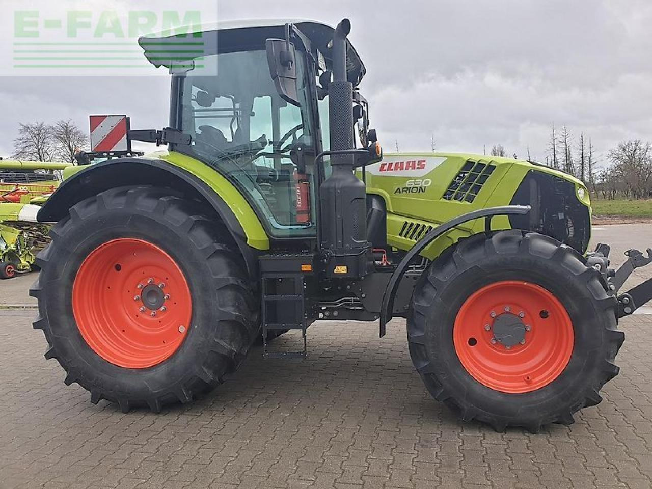 CLAAS arion 630 cis CIS - Traktor: slika CLAAS arion 630 cis CIS - Traktor CLAAS arion 630 cis CIS - Traktor: slika CLAAS arion 630 cis CIS - Traktor