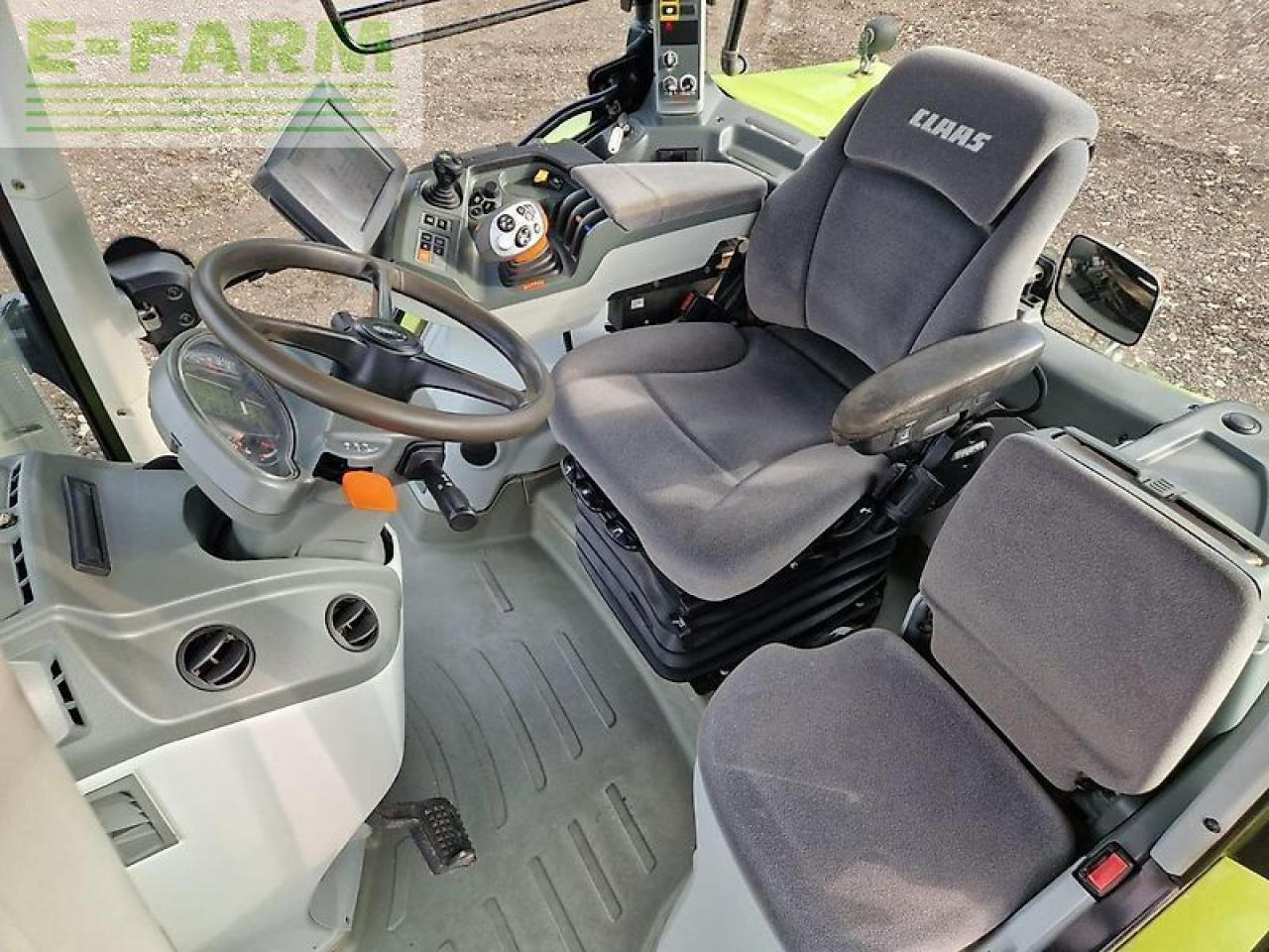 CLAAS arion 640 cebis CEBIS - Traktor: slika CLAAS arion 640 cebis CEBIS - Traktor CLAAS arion 640 cebis CEBIS - Traktor: slika CLAAS arion 640 cebis CEBIS - Traktor