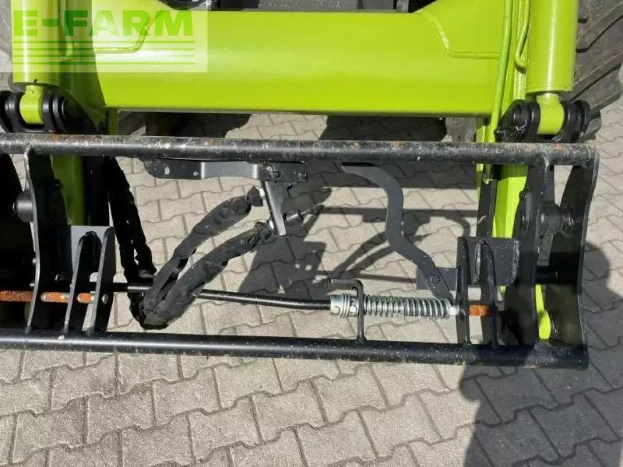 CLAAS arion 650 st4 hexa - Traktor: slika CLAAS arion 650 st4 hexa - Traktor CLAAS arion 650 st4 hexa - Traktor: slika CLAAS arion 650 st4 hexa - Traktor