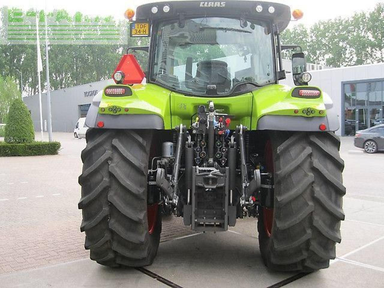 CLAAS arion 660 cmatic - Traktor: slika CLAAS arion 660 cmatic - Traktor CLAAS arion 660 cmatic - Traktor: slika CLAAS arion 660 cmatic - Traktor