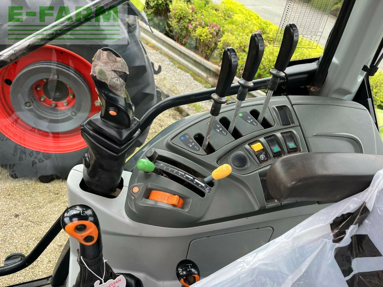 CLAAS atos 340 (a79/400) - Traktor: slika CLAAS atos 340 (a79/400) - Traktor CLAAS atos 340 (a79/400) - Traktor: slika CLAAS atos 340 (a79/400) - Traktor