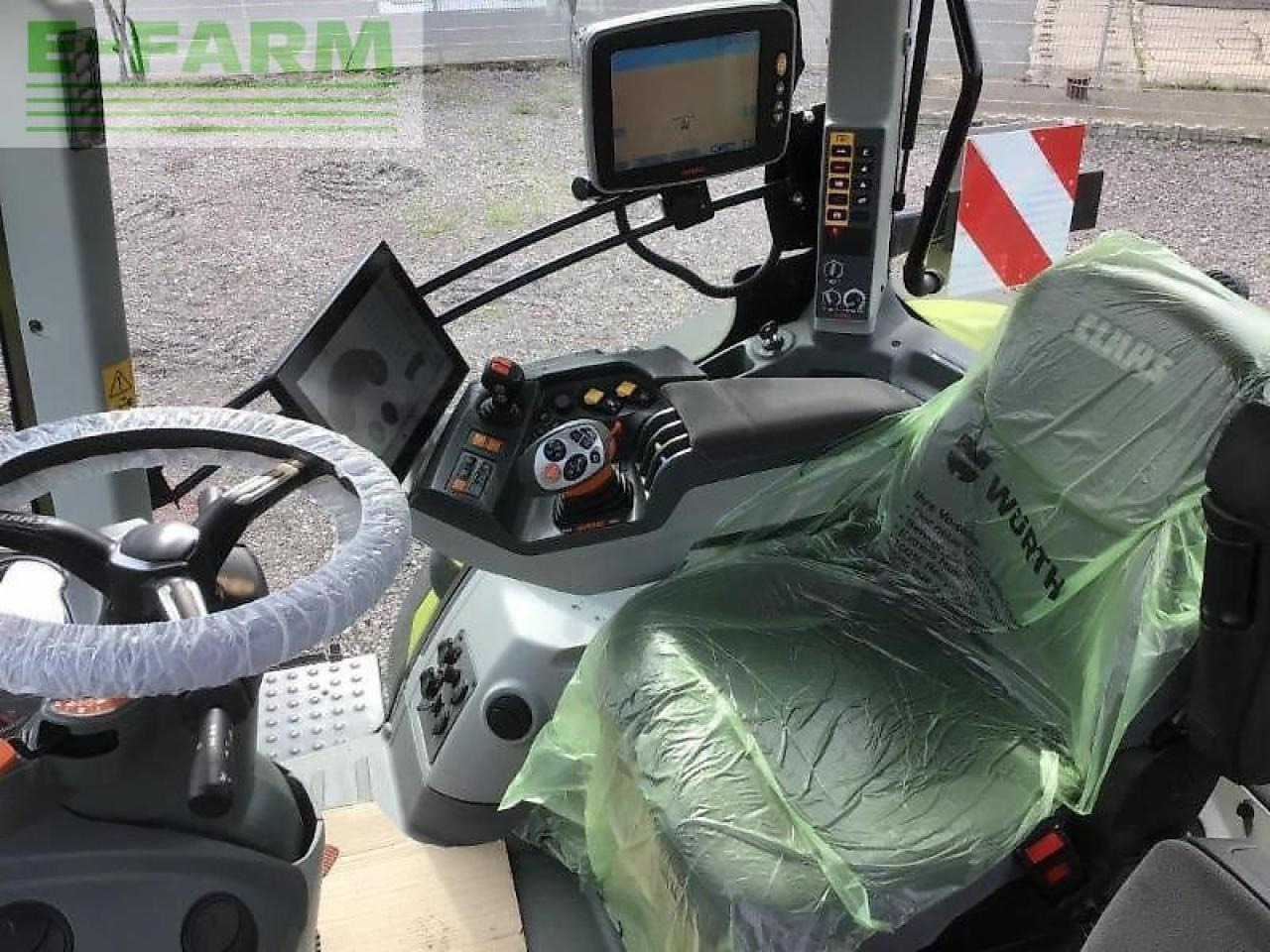 Traktor CLAAS axion 810: slika Traktor CLAAS axion 810