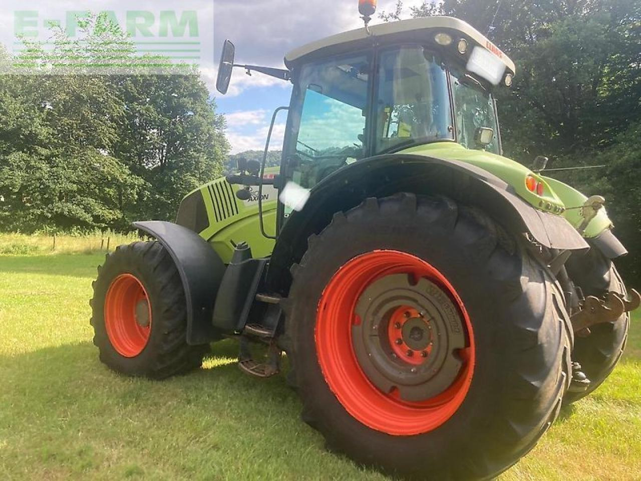CLAAS axion 810 - Traktor: slika CLAAS axion 810 - Traktor CLAAS axion 810 - Traktor: slika CLAAS axion 810 - Traktor
