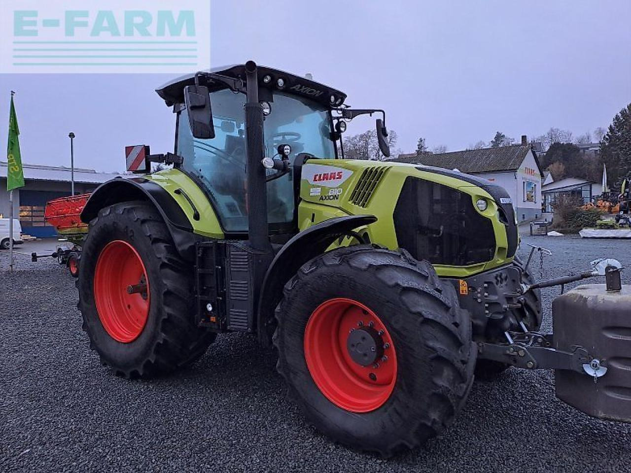 CLAAS axion 810 c-matic CMATIC - Traktor: slika CLAAS axion 810 c-matic CMATIC - Traktor CLAAS axion 810 c-matic CMATIC - Traktor: slika CLAAS axion 810 c-matic CMATIC - Traktor