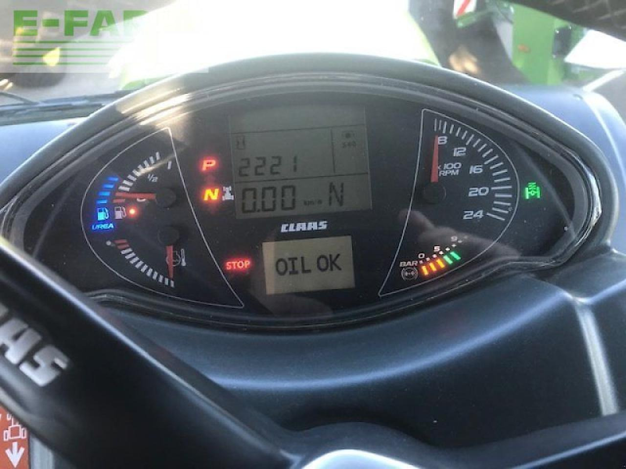 CLAAS axion 810 c-matic CMATIC - Traktor: slika CLAAS axion 810 c-matic CMATIC - Traktor CLAAS axion 810 c-matic CMATIC - Traktor: slika CLAAS axion 810 c-matic CMATIC - Traktor