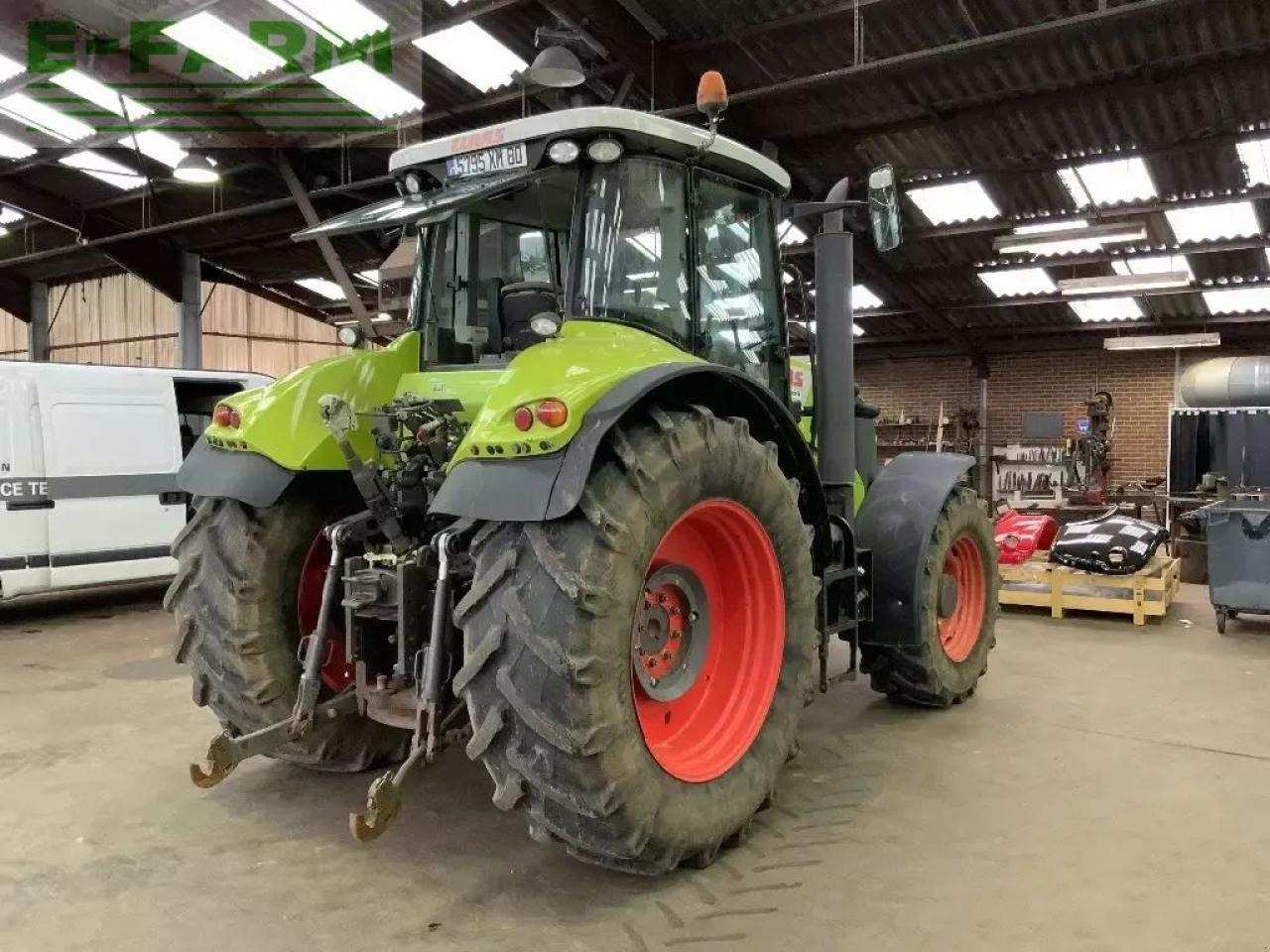 CLAAS axion 820 - Traktor: slika CLAAS axion 820 - Traktor CLAAS axion 820 - Traktor: slika CLAAS axion 820 - Traktor