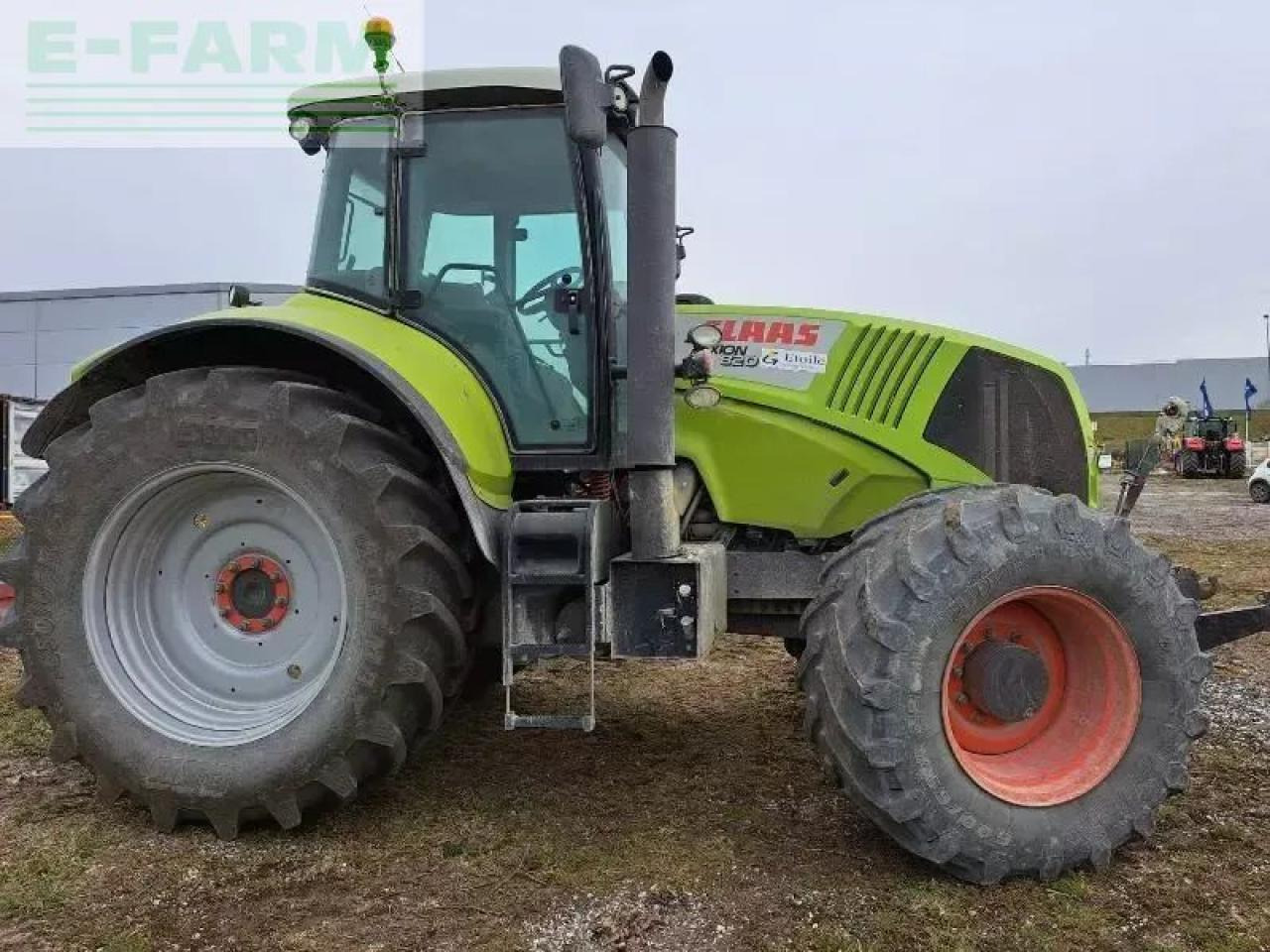CLAAS axion 820 - Traktor: slika CLAAS axion 820 - Traktor CLAAS axion 820 - Traktor: slika CLAAS axion 820 - Traktor