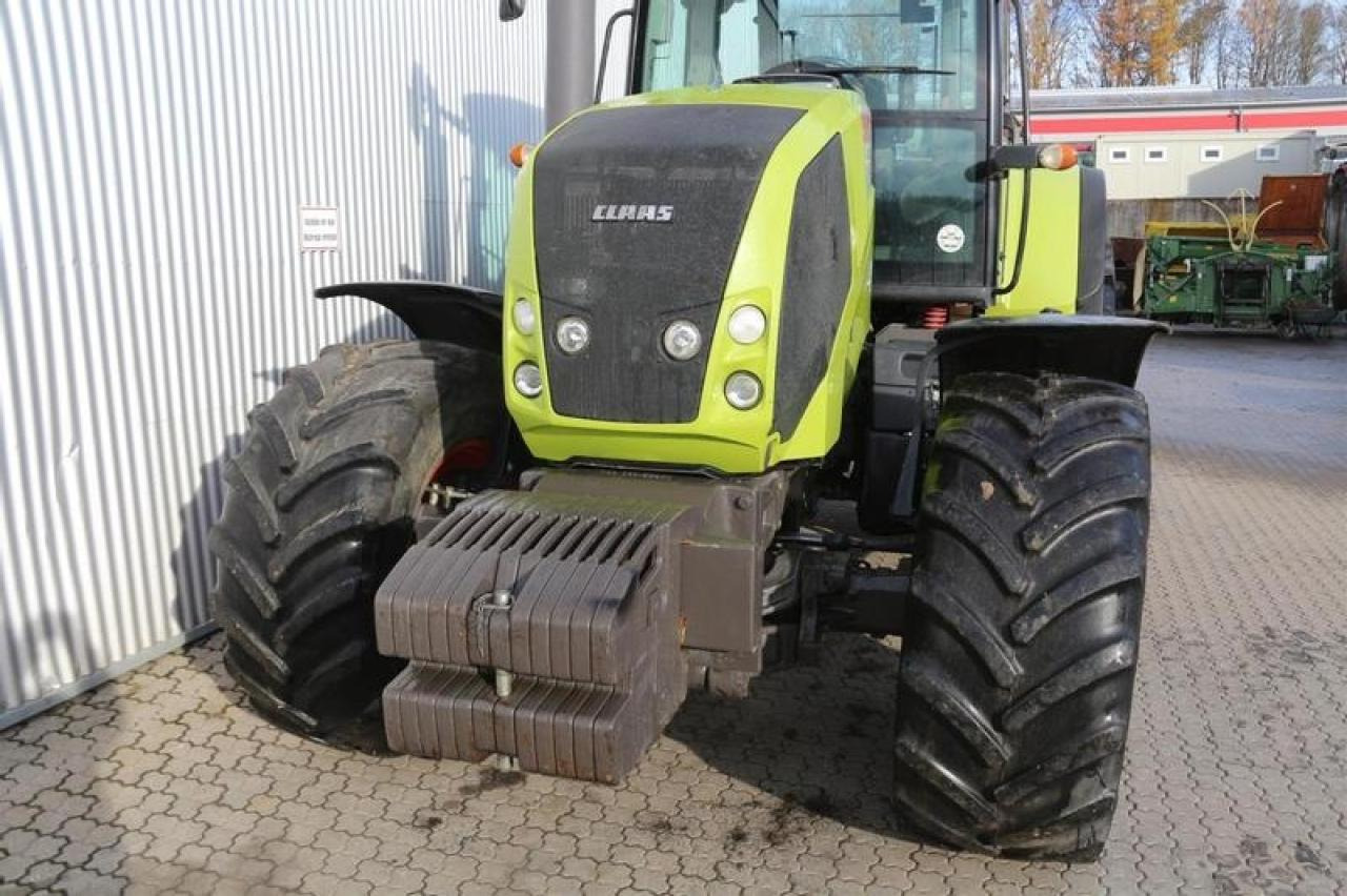 CLAAS axion 820 - Traktor: slika CLAAS axion 820 - Traktor CLAAS axion 820 - Traktor: slika CLAAS axion 820 - Traktor