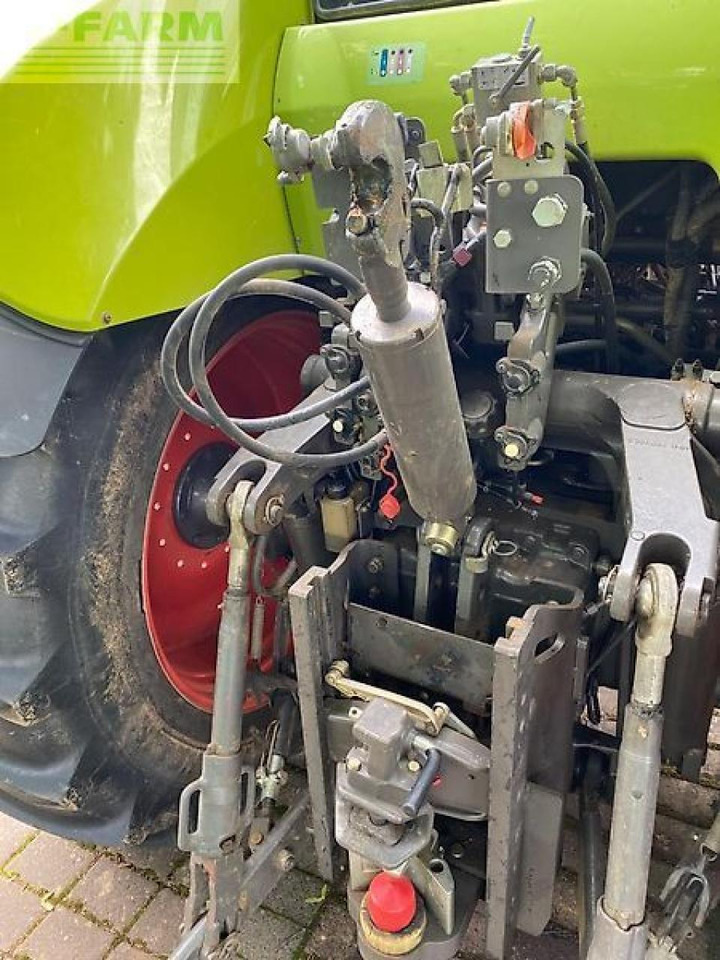 CLAAS axion 820 cmatic CMATIC - Traktor: slika CLAAS axion 820 cmatic CMATIC - Traktor CLAAS axion 820 cmatic CMATIC - Traktor: slika CLAAS axion 820 cmatic CMATIC - Traktor