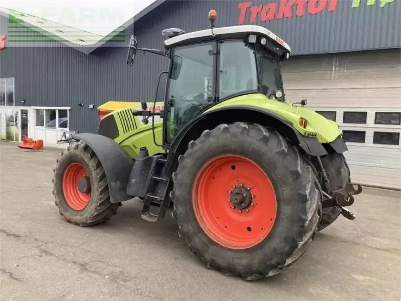 CLAAS axion 820 cmatic CMATIC - Traktor: slika CLAAS axion 820 cmatic CMATIC - Traktor CLAAS axion 820 cmatic CMATIC - Traktor: slika CLAAS axion 820 cmatic CMATIC - Traktor