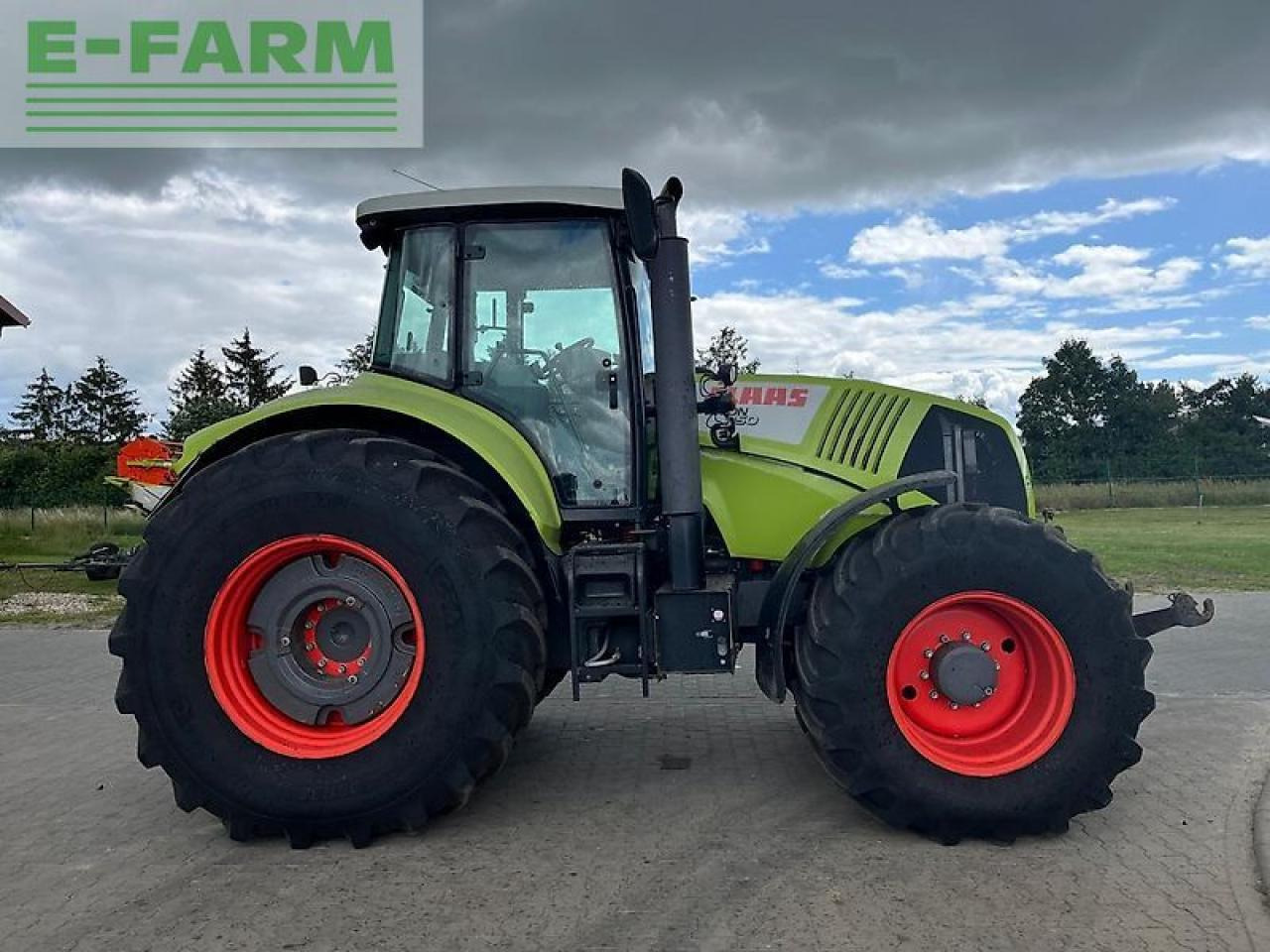 CLAAS axion 850 cebis - Traktor: slika CLAAS axion 850 cebis - Traktor CLAAS axion 850 cebis - Traktor: slika CLAAS axion 850 cebis - Traktor