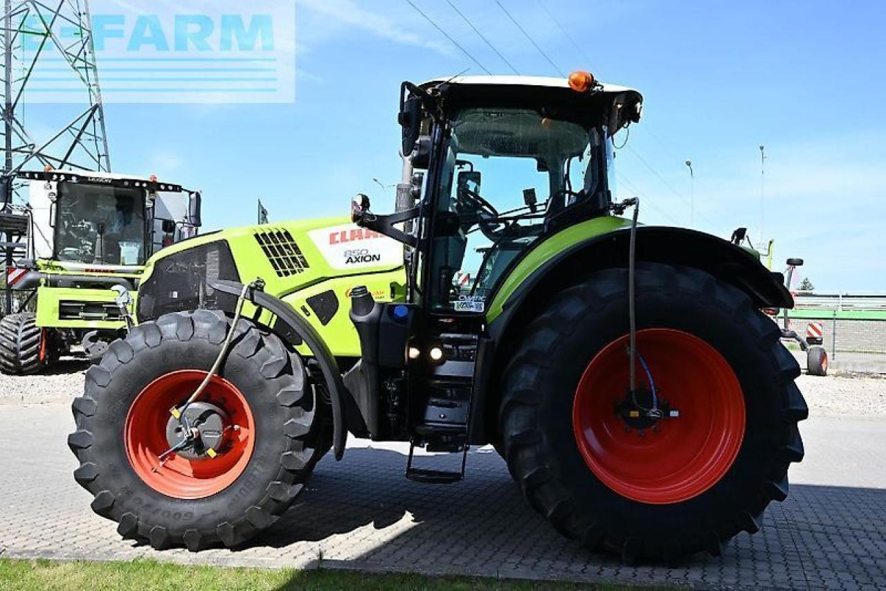 CLAAS axion 850 cmatic CMATIC - Traktor: slika CLAAS axion 850 cmatic CMATIC - Traktor CLAAS axion 850 cmatic CMATIC - Traktor: slika CLAAS axion 850 cmatic CMATIC - Traktor