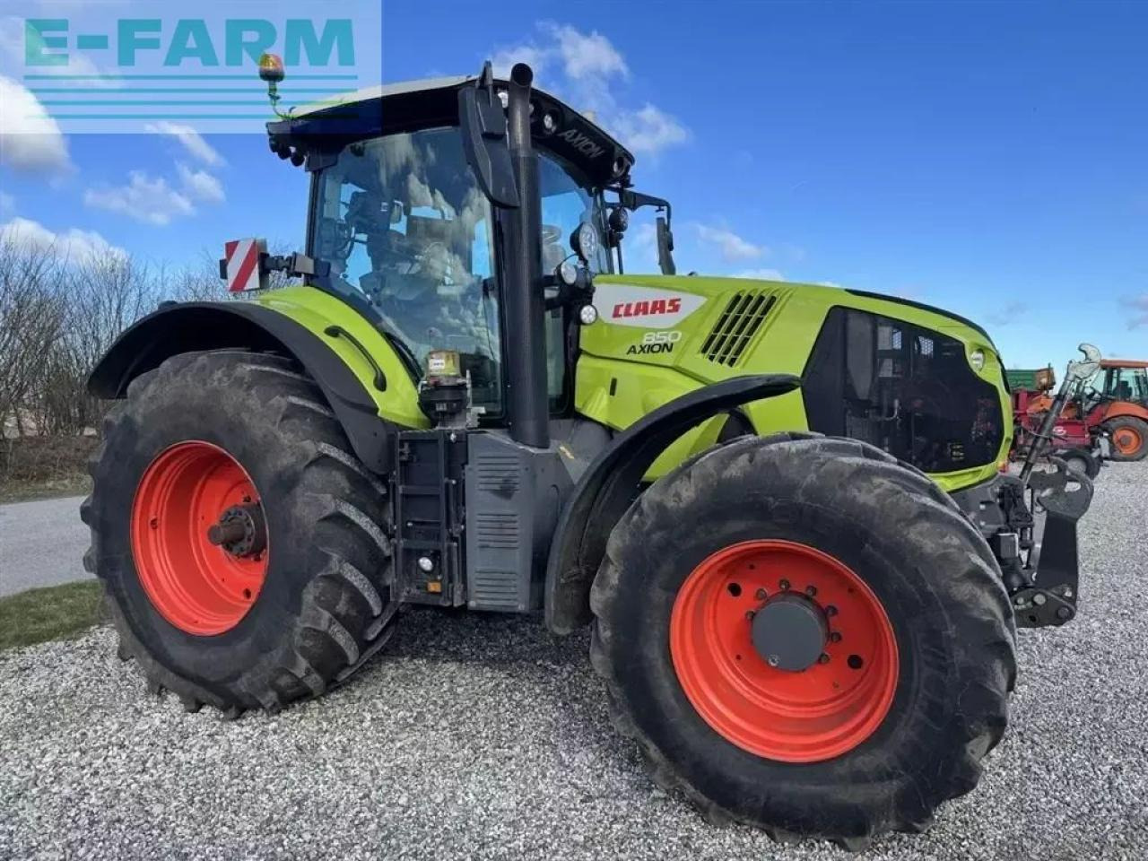 CLAAS axion 850 cmatic - Traktor: slika CLAAS axion 850 cmatic - Traktor CLAAS axion 850 cmatic - Traktor: slika CLAAS axion 850 cmatic - Traktor