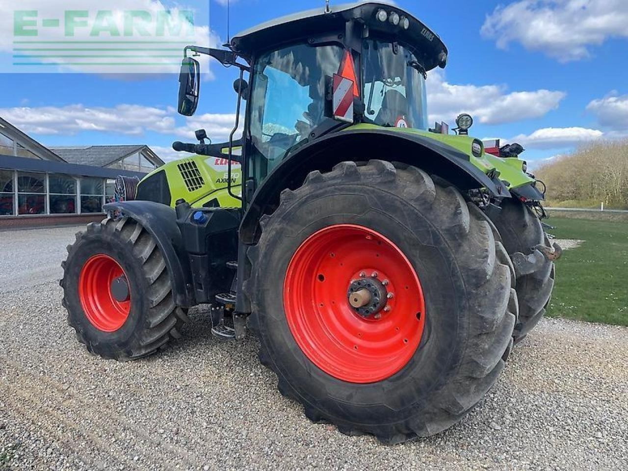 CLAAS axion 870 - Traktor: slika CLAAS axion 870 - Traktor CLAAS axion 870 - Traktor: slika CLAAS axion 870 - Traktor