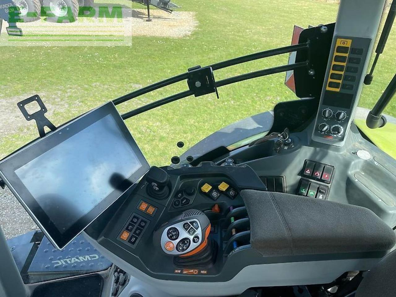 CLAAS axion 870 - Traktor: slika CLAAS axion 870 - Traktor CLAAS axion 870 - Traktor: slika CLAAS axion 870 - Traktor