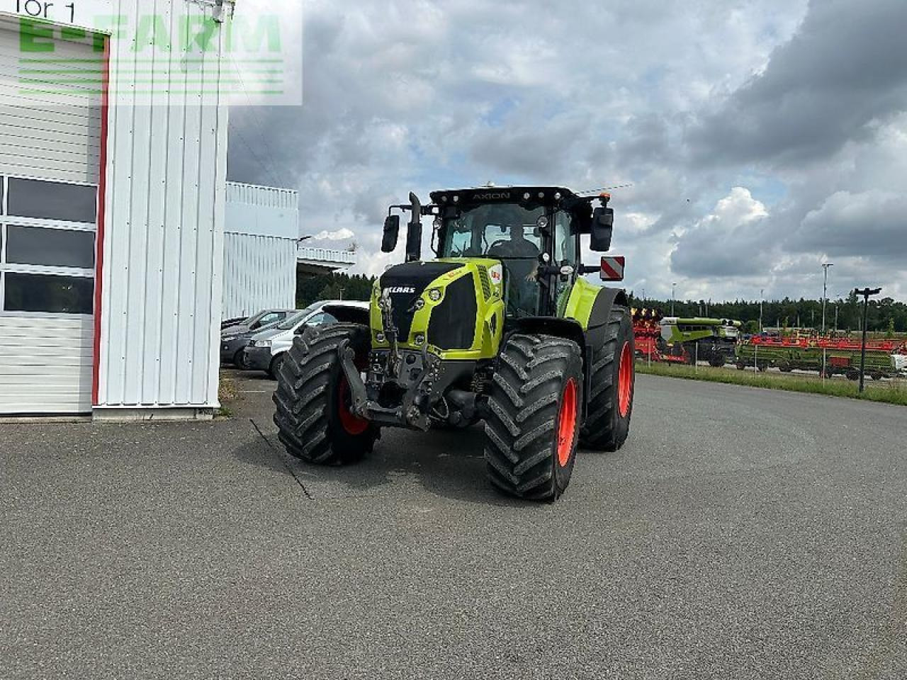 CLAAS axion 870 - Traktor: slika CLAAS axion 870 - Traktor CLAAS axion 870 - Traktor: slika CLAAS axion 870 - Traktor