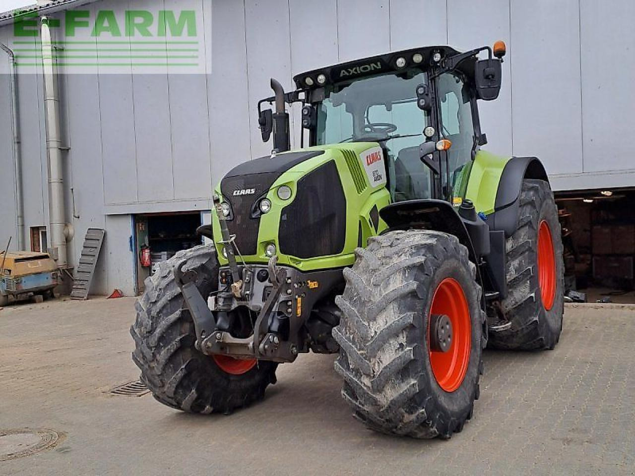 Traktor CLAAS axion 870 c-matic CMATIC: slika Traktor CLAAS axion 870 c-matic CMATIC