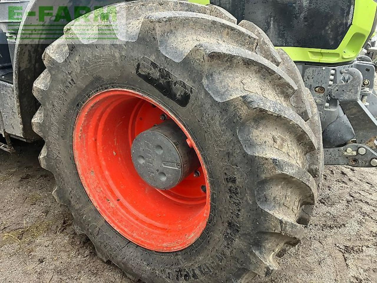 CLAAS axion 920 - Traktor: slika CLAAS axion 920 - Traktor CLAAS axion 920 - Traktor: slika CLAAS axion 920 - Traktor