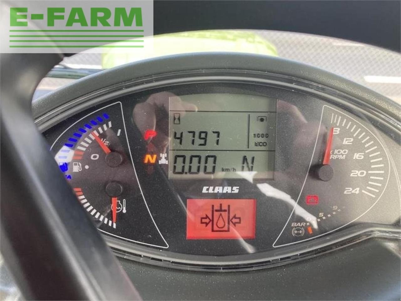 CLAAS axion 950 cmatic cebis CMATIC CEBIS - Traktor: slika CLAAS axion 950 cmatic cebis CMATIC CEBIS - Traktor CLAAS axion 950 cmatic cebis CMATIC CEBIS - Traktor: slika CLAAS axion 950 cmatic cebis CMATIC CEBIS - Traktor