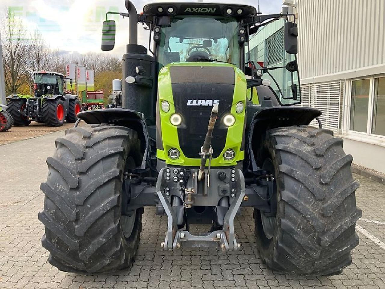 CLAAS axion 950 cmatic ctic - Traktor: slika CLAAS axion 950 cmatic ctic - Traktor CLAAS axion 950 cmatic ctic - Traktor: slika CLAAS axion 950 cmatic ctic - Traktor