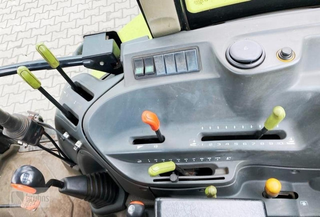 Traktor CLAAS axos 320 mit stoll frontlader: slika Traktor CLAAS axos 320 mit stoll frontlader