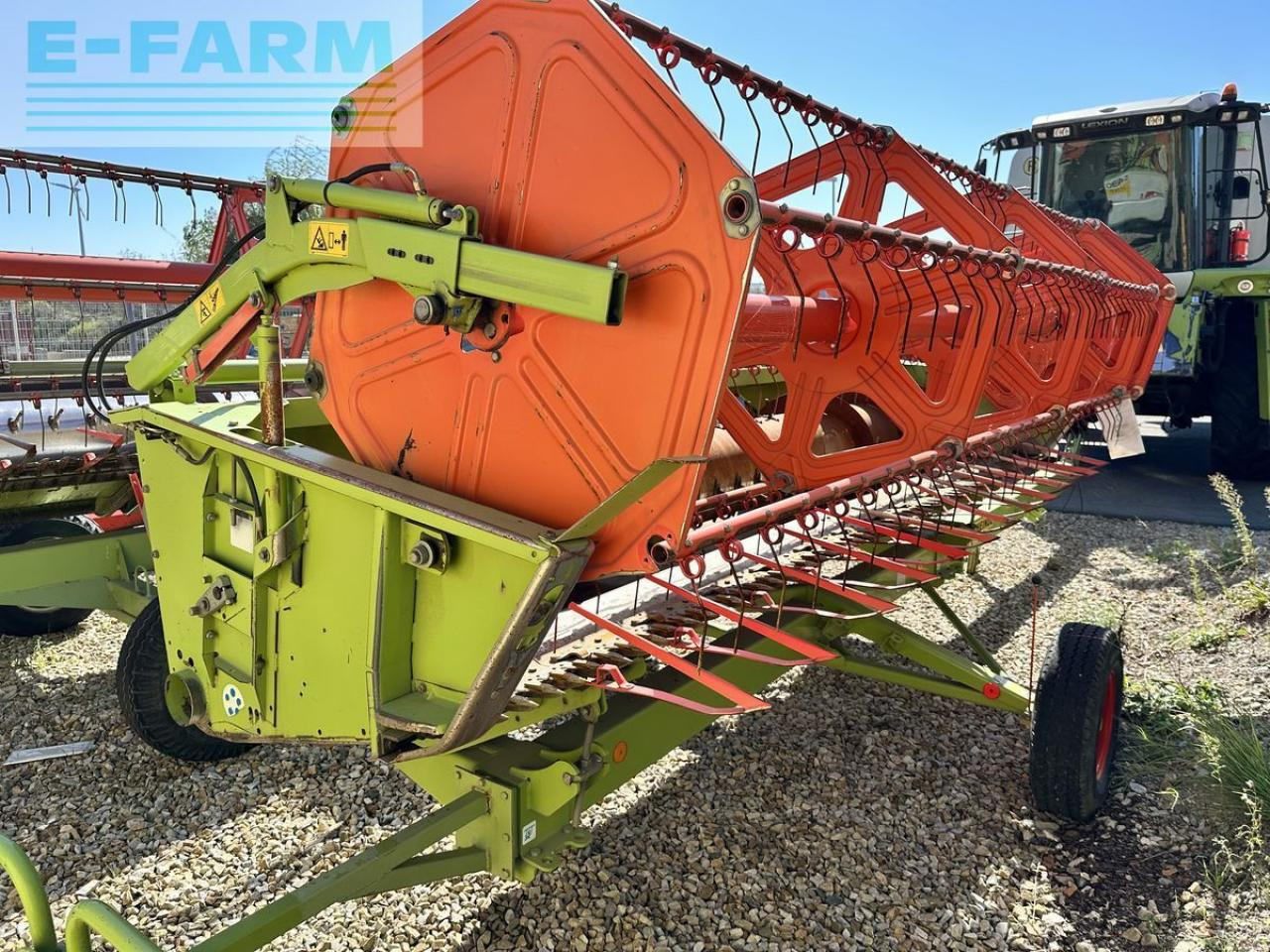 CLAAS c540 - Heder za kombajn: slika CLAAS c540 - Heder za kombajn CLAAS c540 - Heder za kombajn: slika CLAAS c540 - Heder za kombajn