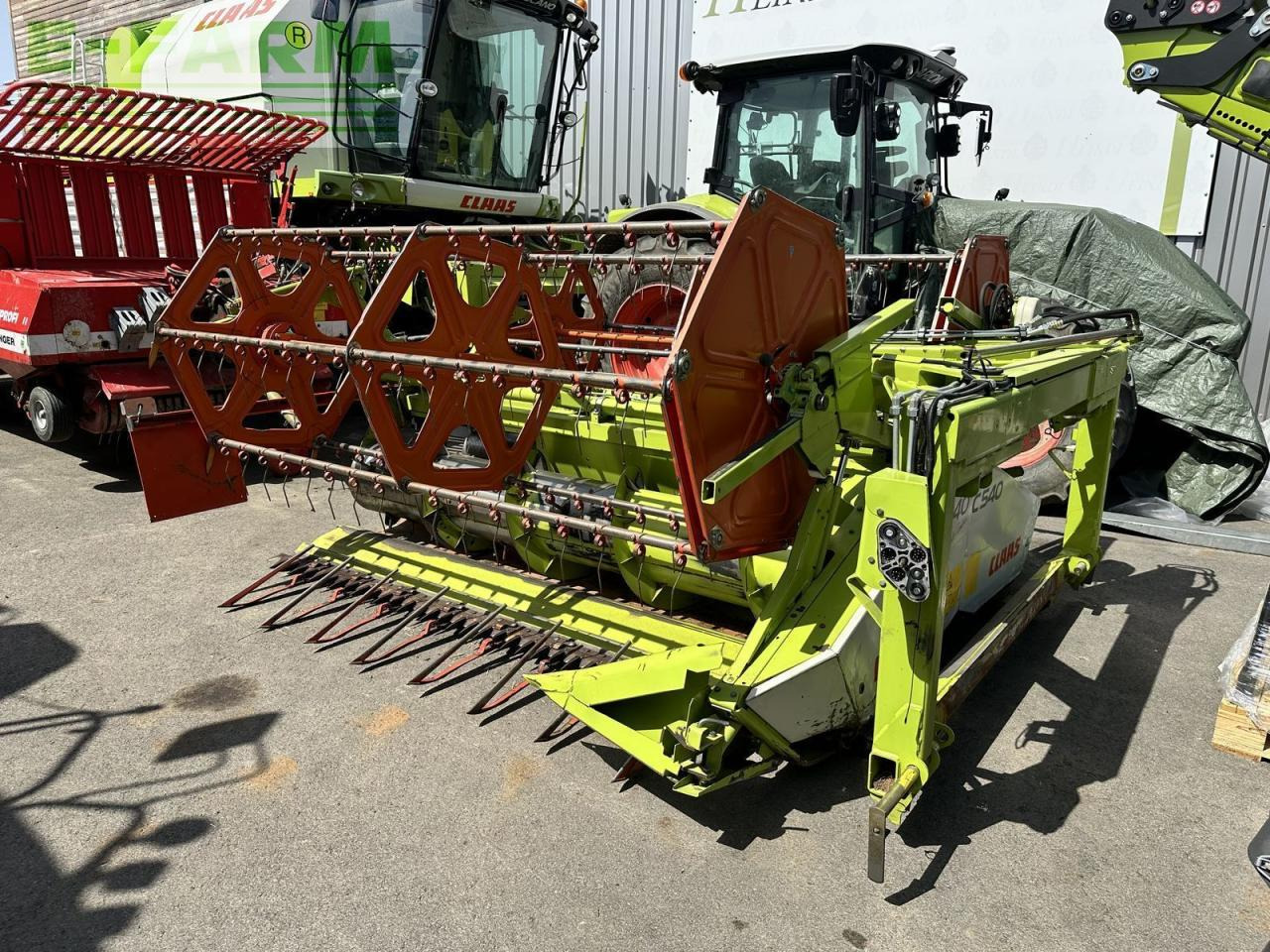 CLAAS c540 klappbar - Heder za kombajn: slika CLAAS c540 klappbar - Heder za kombajn CLAAS c540 klappbar - Heder za kombajn: slika CLAAS c540 klappbar - Heder za kombajn