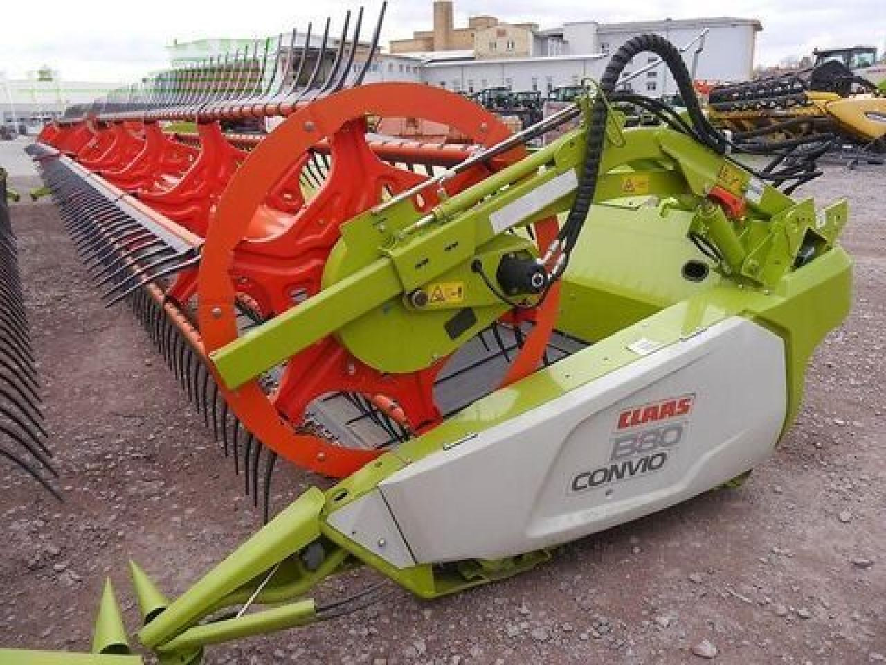 CLAAS convio 1380 - Heder za kombajn: slika CLAAS convio 1380 - Heder za kombajn CLAAS convio 1380 - Heder za kombajn: slika CLAAS convio 1380 - Heder za kombajn