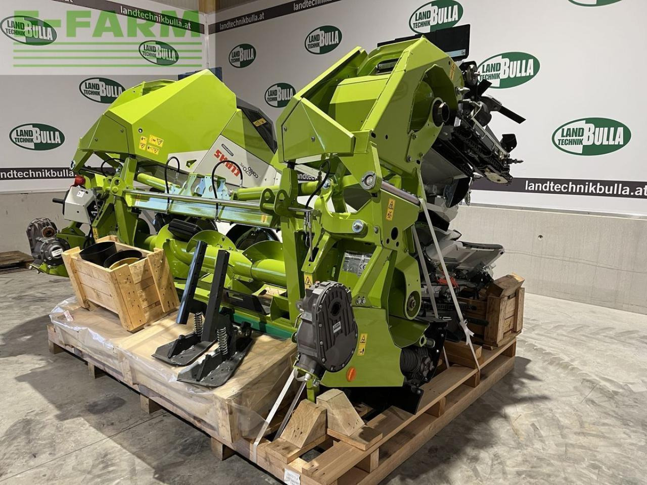 CLAAS corio 670 fc conspeed - 6 reihen - Priključak za silažni kombajn: slika CLAAS corio 670 fc conspeed - 6 reihen - Priključak za silažni kombajn CLAAS corio 670 fc conspeed - 6 reihen - Priključak za silažni kombajn: slika CLAAS corio 670 fc conspeed - 6 reihen - Priključak za silažni kombajn