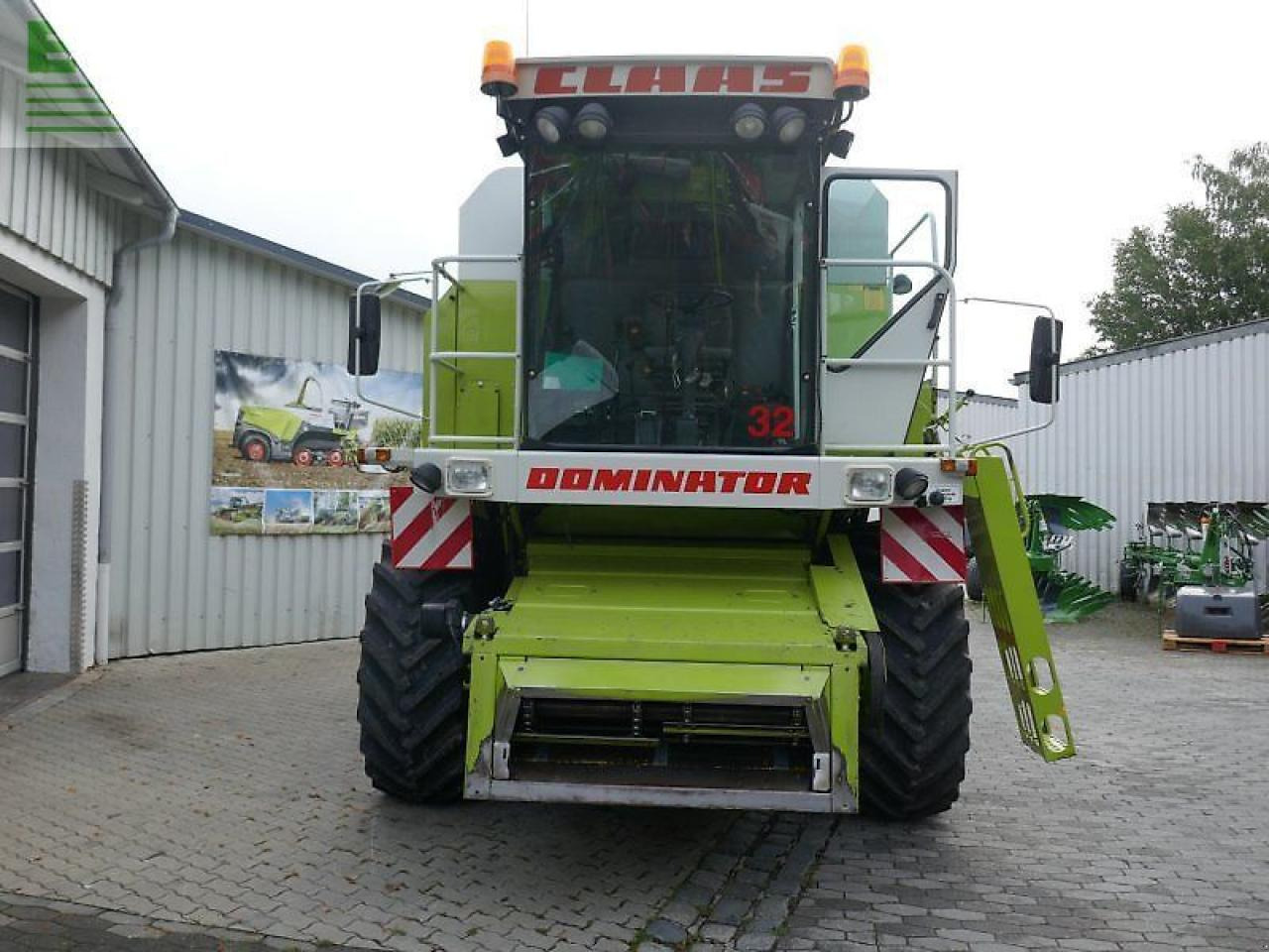 CLAAS dominator 208 mega - sofort verfügbar! - Kombajn za žetvu: slika CLAAS dominator 208 mega - sofort verfügbar! - Kombajn za žetvu CLAAS dominator 208 mega - sofort verfügbar! - Kombajn za žetvu: slika CLAAS dominator 208 mega - sofort verfügbar! - Kombajn za žetvu