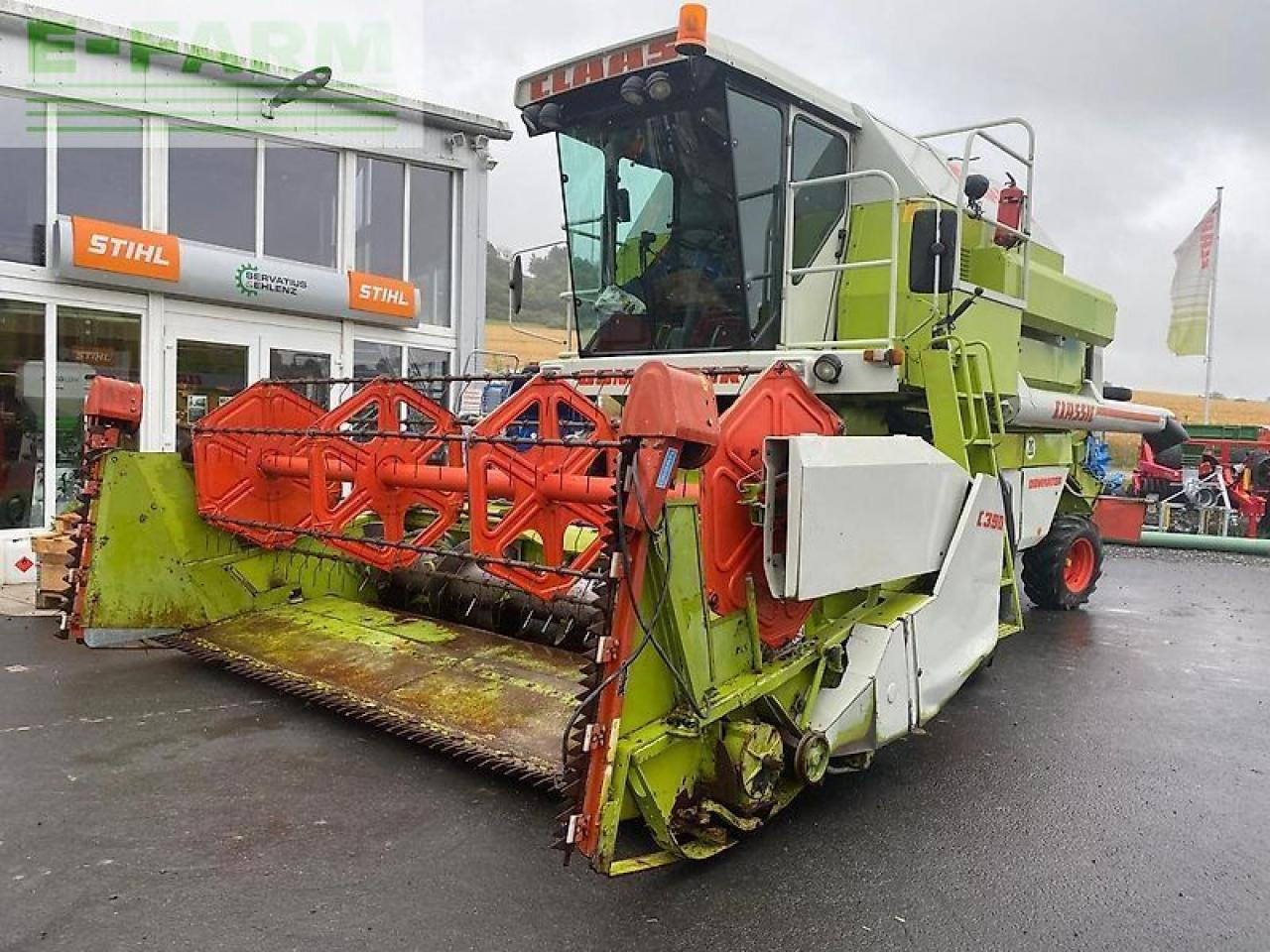 CLAAS dominator 88 - Kombajn za žetvu: slika CLAAS dominator 88 - Kombajn za žetvu CLAAS dominator 88 - Kombajn za žetvu: slika CLAAS dominator 88 - Kombajn za žetvu