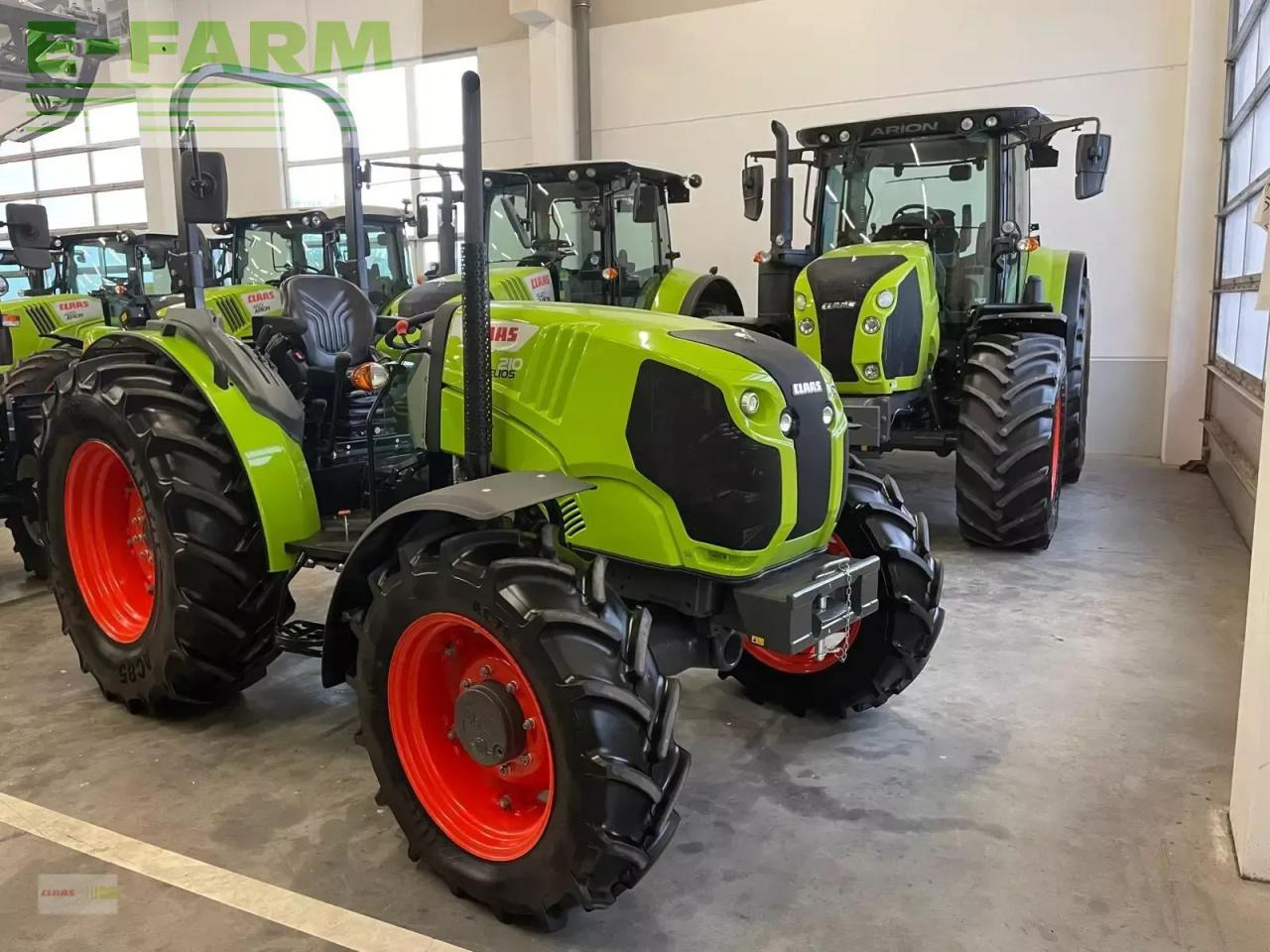 CLAAS elios 210 plattform - Traktor: slika CLAAS elios 210 plattform - Traktor CLAAS elios 210 plattform - Traktor: slika CLAAS elios 210 plattform - Traktor