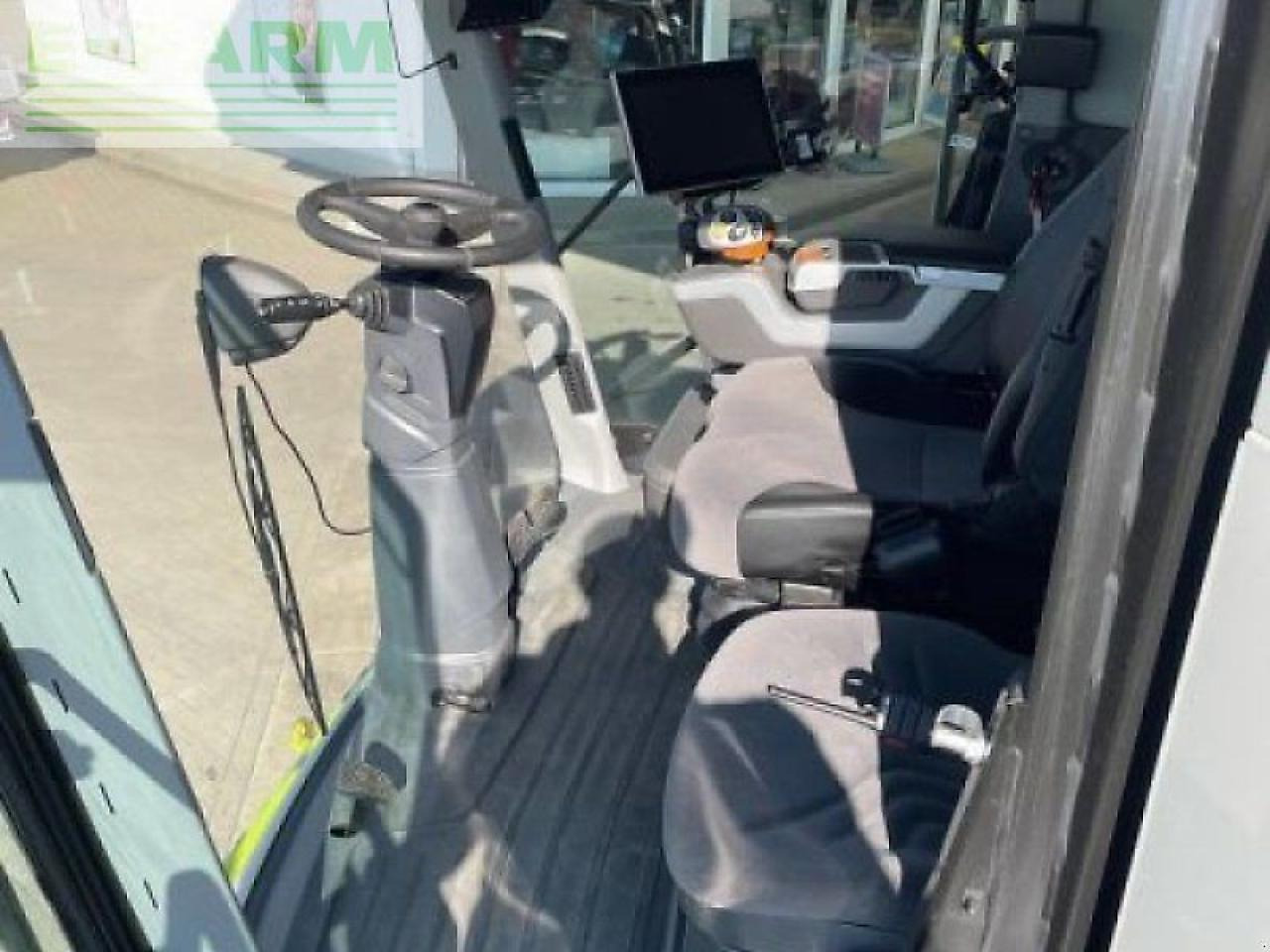 CLAAS gebr. mähdrescher lexion7500tt - Kombajn za žetvu: slika CLAAS gebr. mähdrescher lexion7500tt - Kombajn za žetvu CLAAS gebr. mähdrescher lexion7500tt - Kombajn za žetvu: slika CLAAS gebr. mähdrescher lexion7500tt - Kombajn za žetvu