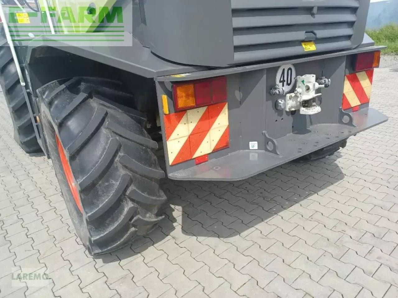 Silažni kombajn CLAAS jaguar 850 speedstar - 4-trac: slika Silažni kombajn CLAAS jaguar 850 speedstar - 4-trac