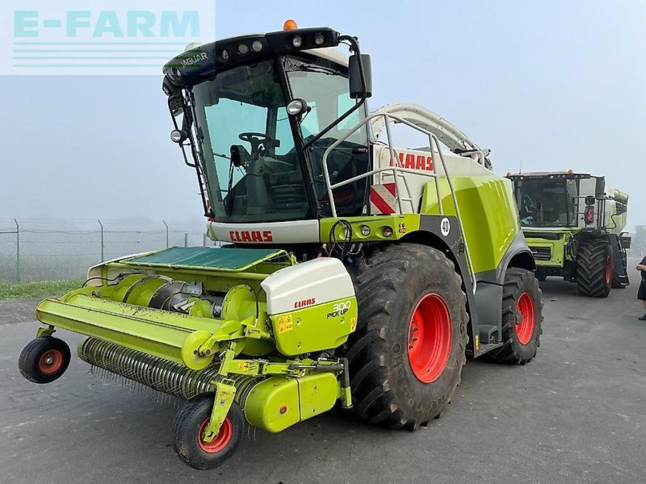 CLAAS jaguar 950 497 allrad mit pick-up - Silažni kombajn: slika CLAAS jaguar 950 497 allrad mit pick-up - Silažni kombajn CLAAS jaguar 950 497 allrad mit pick-up - Silažni kombajn: slika CLAAS jaguar 950 497 allrad mit pick-up - Silažni kombajn