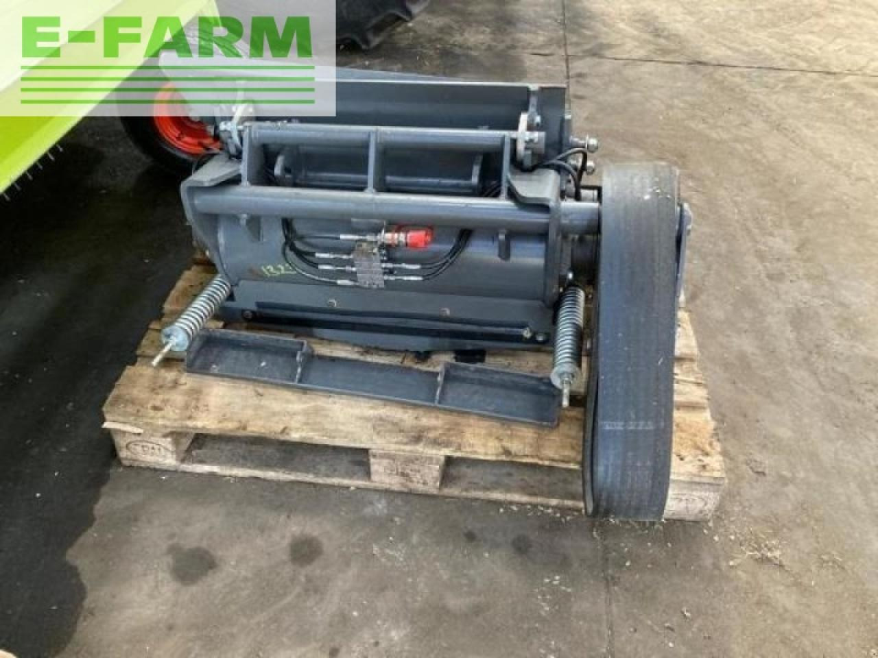 CLAAS jaguar 950 - Priključak za silažni kombajn: slika CLAAS jaguar 950 - Priključak za silažni kombajn CLAAS jaguar 950 - Priključak za silažni kombajn: slika CLAAS jaguar 950 - Priključak za silažni kombajn