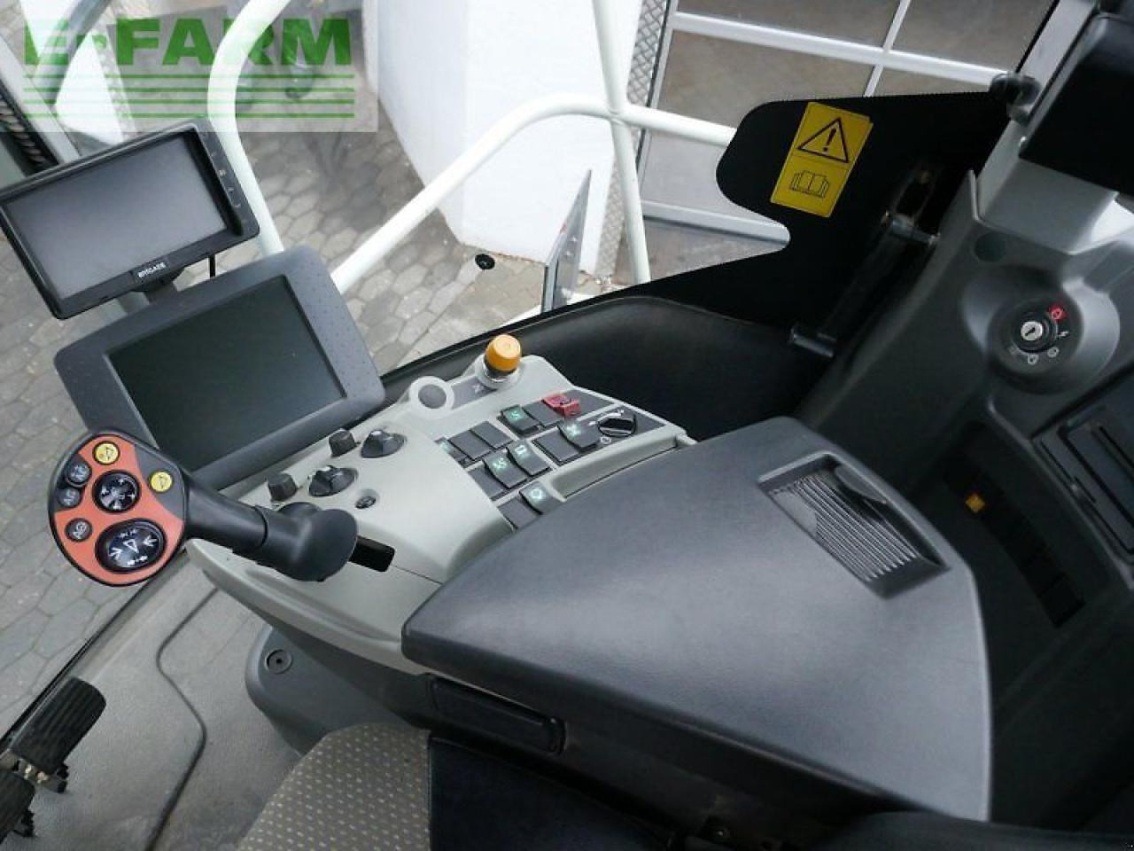 Silažni kombajn CLAAS jaguar 960 inkl. orbis 750: slika Silažni kombajn CLAAS jaguar 960 inkl. orbis 750 Silažni kombajn CLAAS jaguar 960 inkl. orbis 750: slika Silažni kombajn CLAAS jaguar 960 inkl. orbis 750