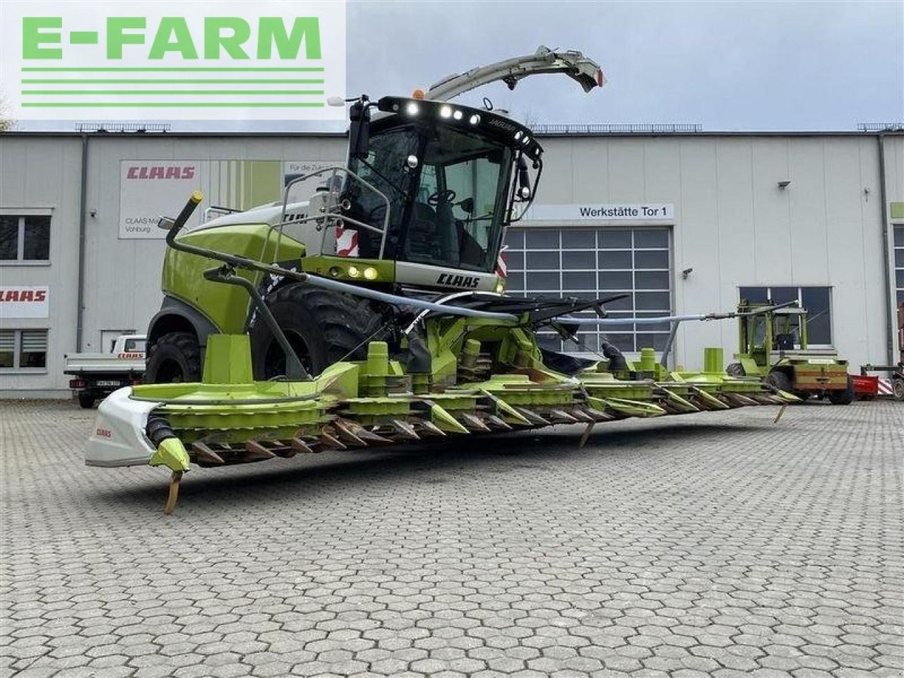 CLAAS jaguar 970 - Silažni kombajn: slika CLAAS jaguar 970 - Silažni kombajn CLAAS jaguar 970 - Silažni kombajn: slika CLAAS jaguar 970 - Silažni kombajn