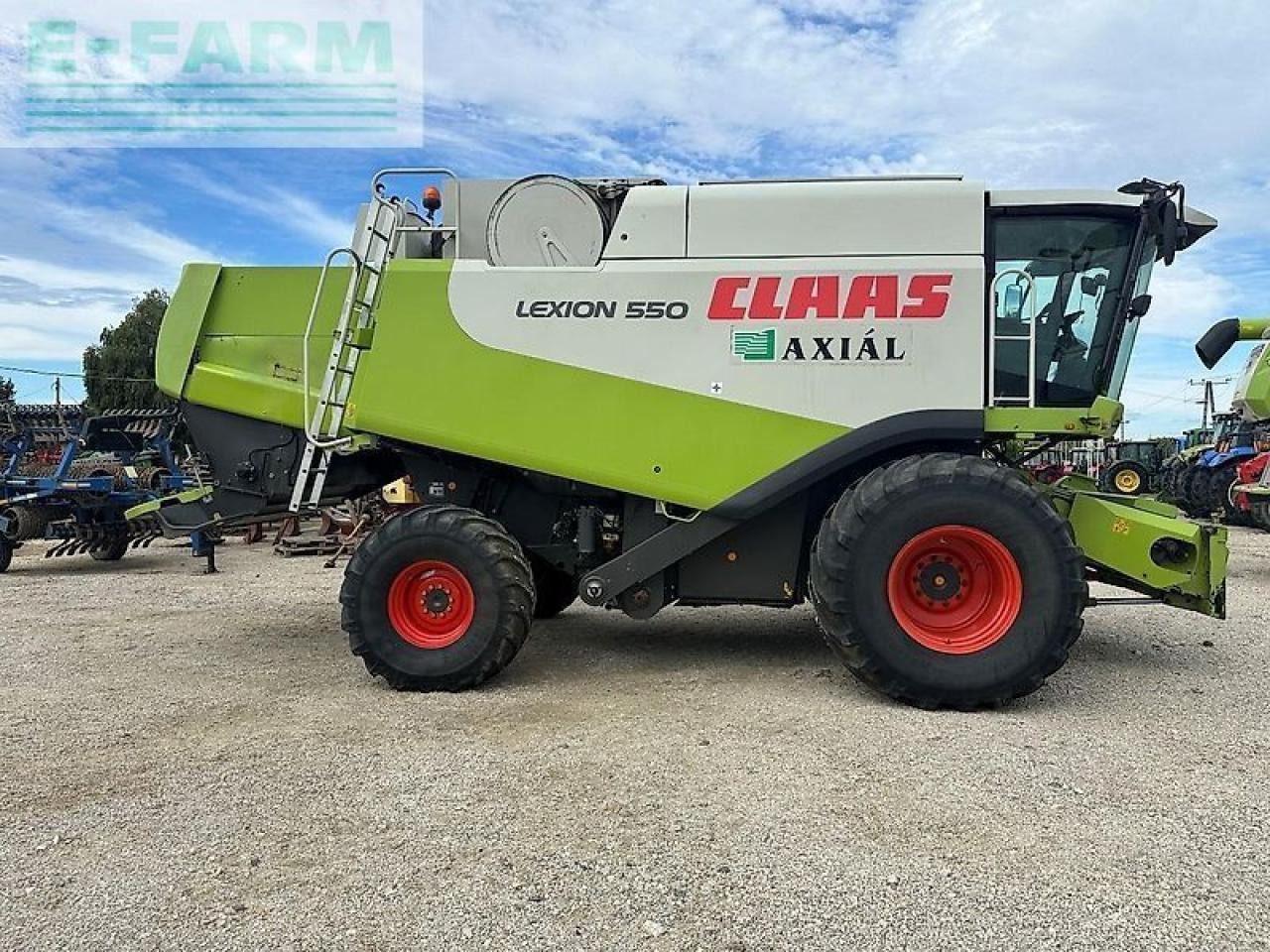 CLAAS lexion 550 - Kombajn za žetvu: slika CLAAS lexion 550 - Kombajn za žetvu CLAAS lexion 550 - Kombajn za žetvu: slika CLAAS lexion 550 - Kombajn za žetvu