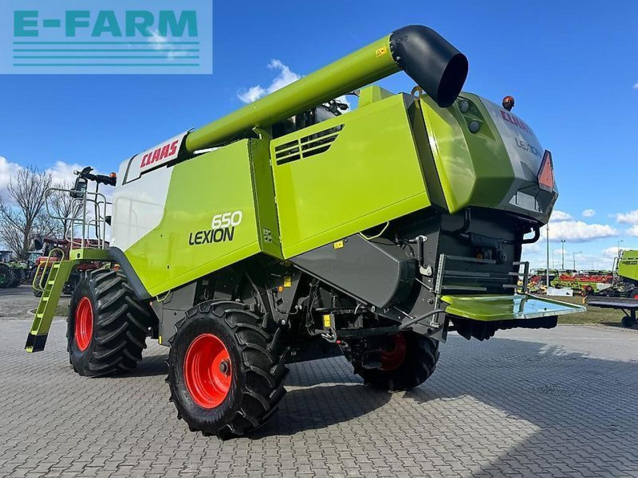 CLAAS lexion 650 - Kombajn za žetvu: slika CLAAS lexion 650 - Kombajn za žetvu CLAAS lexion 650 - Kombajn za žetvu: slika CLAAS lexion 650 - Kombajn za žetvu
