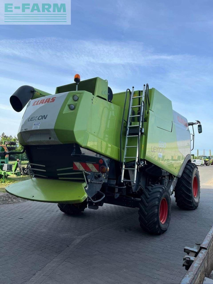 CLAAS lexion 650 - Kombajn za žetvu: slika CLAAS lexion 650 - Kombajn za žetvu CLAAS lexion 650 - Kombajn za žetvu: slika CLAAS lexion 650 - Kombajn za žetvu