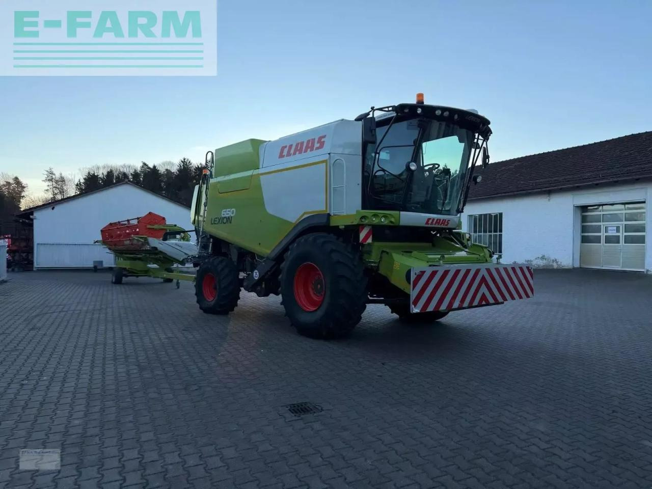 CLAAS lexion 650 (stage iiib) - Kombajn za žetvu: slika CLAAS lexion 650 (stage iiib) - Kombajn za žetvu CLAAS lexion 650 (stage iiib) - Kombajn za žetvu: slika CLAAS lexion 650 (stage iiib) - Kombajn za žetvu