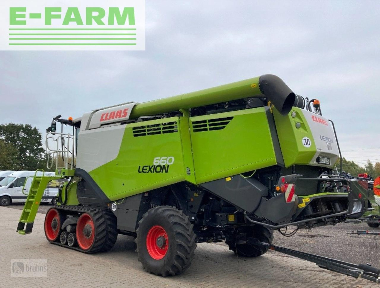 CLAAS lexion 660 tt mit vario 930 - Kombajn za žetvu: slika CLAAS lexion 660 tt mit vario 930 - Kombajn za žetvu CLAAS lexion 660 tt mit vario 930 - Kombajn za žetvu: slika CLAAS lexion 660 tt mit vario 930 - Kombajn za žetvu