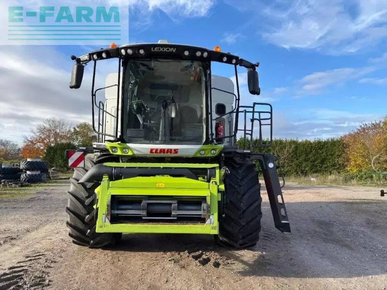 Kombajn za žetvu CLAAS lexion 8800 4wd: slika Kombajn za žetvu CLAAS lexion 8800 4wd Kombajn za žetvu CLAAS lexion 8800 4wd: slika Kombajn za žetvu CLAAS lexion 8800 4wd