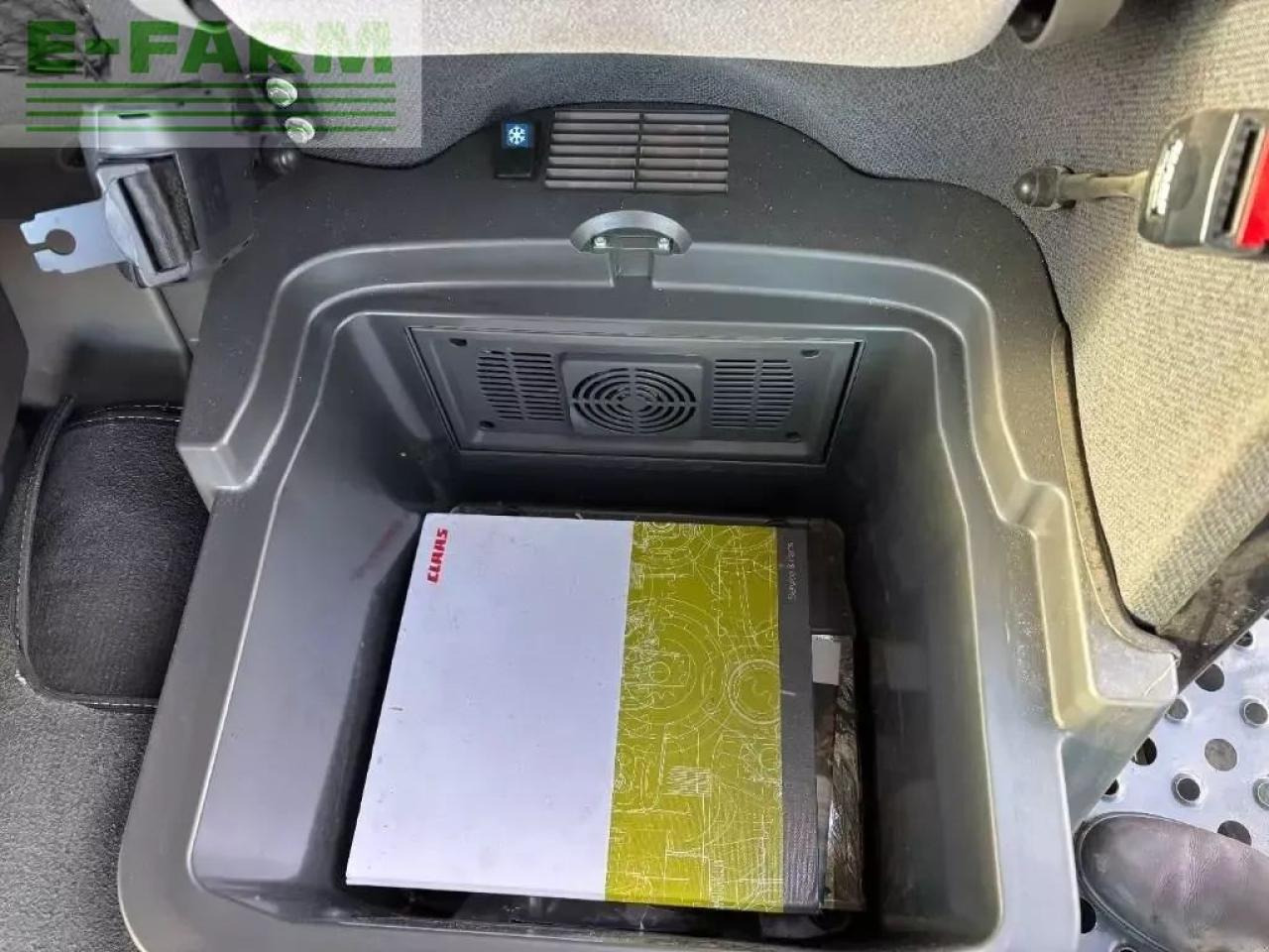 Kombajn za žetvu CLAAS lexion 8800 4wd: slika Kombajn za žetvu CLAAS lexion 8800 4wd Kombajn za žetvu CLAAS lexion 8800 4wd: slika Kombajn za žetvu CLAAS lexion 8800 4wd