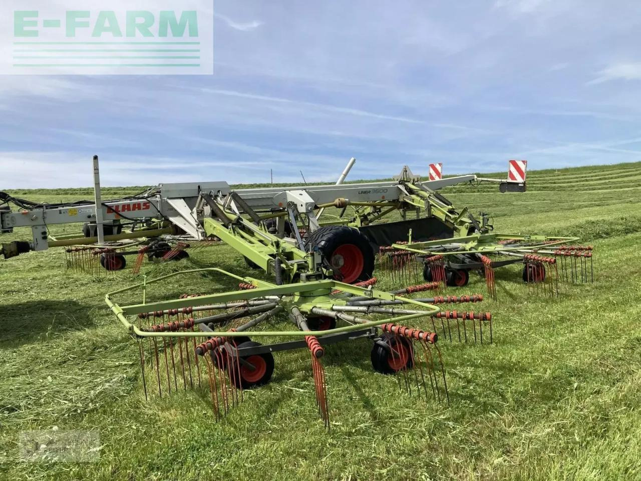 CLAAS liner 3600 comfort - Prevrtač sijena/ Grabulje: slika CLAAS liner 3600 comfort - Prevrtač sijena/ Grabulje CLAAS liner 3600 comfort - Prevrtač sijena/ Grabulje: slika CLAAS liner 3600 comfort - Prevrtač sijena/ Grabulje