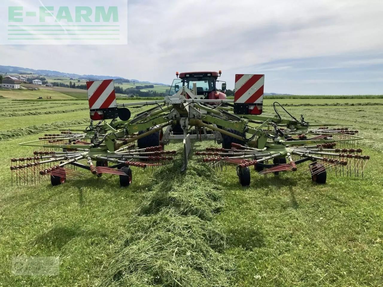 CLAAS liner 3600 comfort - Prevrtač sijena/ Grabulje: slika CLAAS liner 3600 comfort - Prevrtač sijena/ Grabulje CLAAS liner 3600 comfort - Prevrtač sijena/ Grabulje: slika CLAAS liner 3600 comfort - Prevrtač sijena/ Grabulje