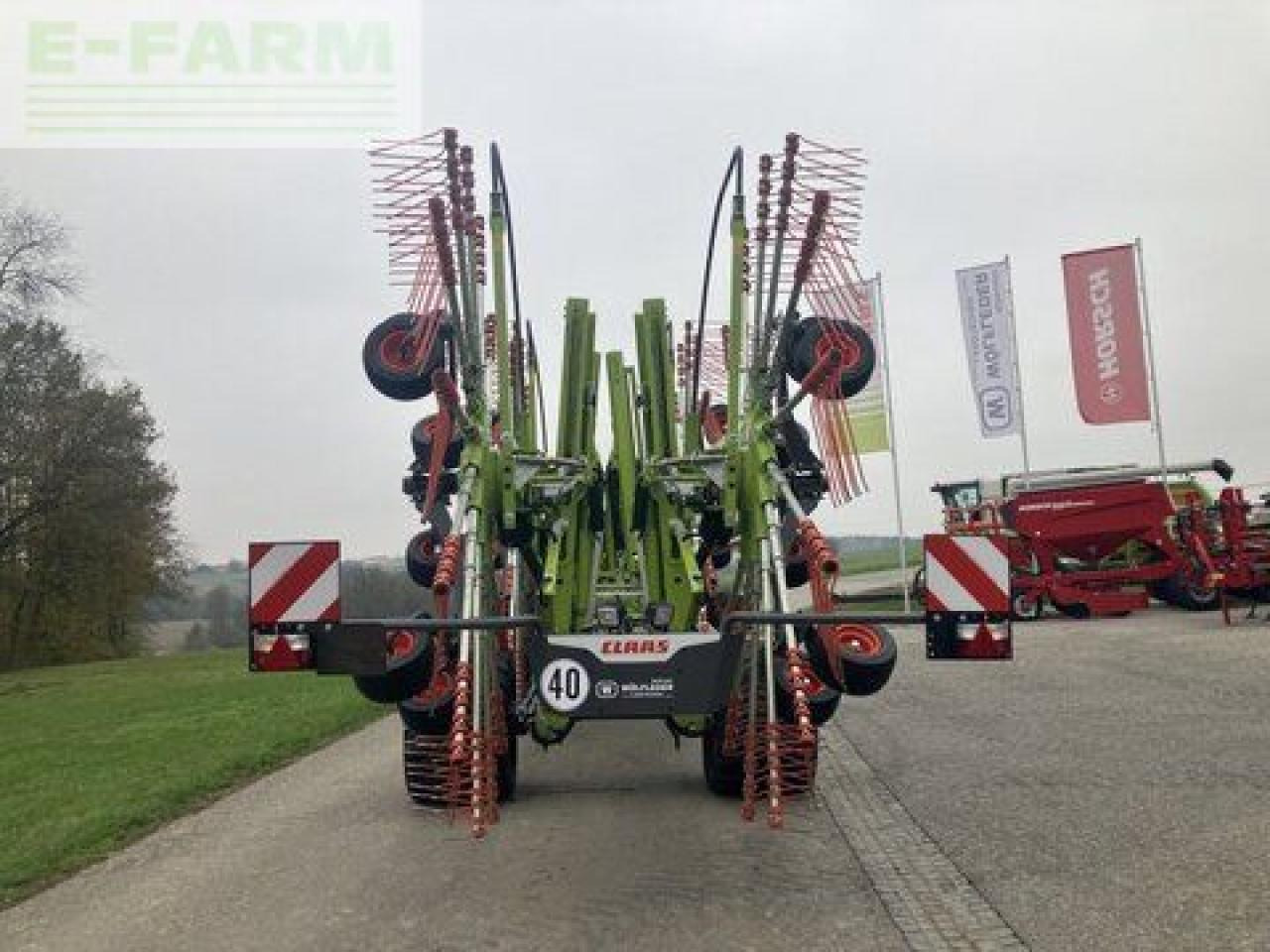 Prevrtač sijena/ Grabulje CLAAS liner 4900 business: slika Prevrtač sijena/ Grabulje CLAAS liner 4900 business